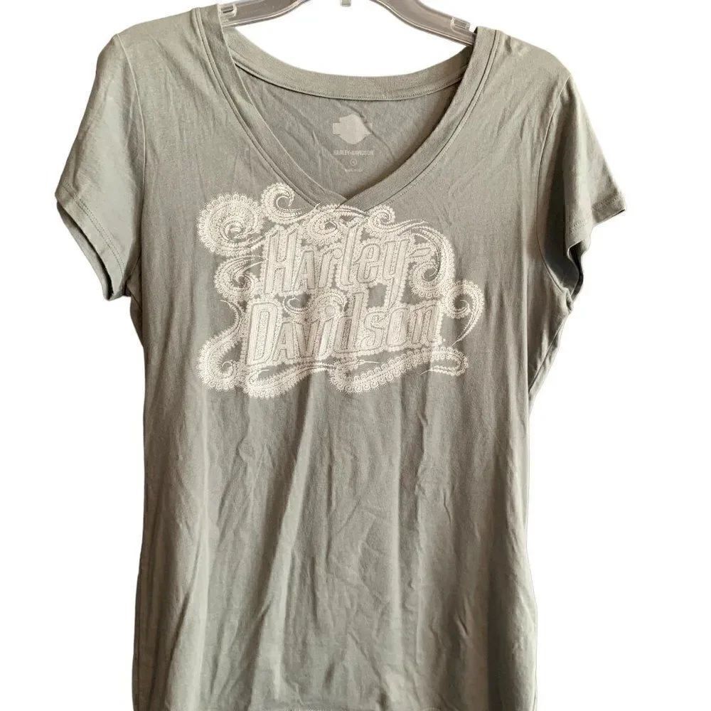 Harley-Davidson Short Sleeve Grayish/Green & White V-Neck T-Shirt Size Medium
